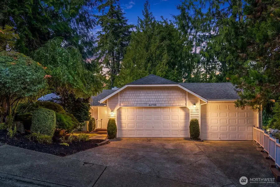 22706 NE 12th Place, Sammamish, WA 98074 - #2