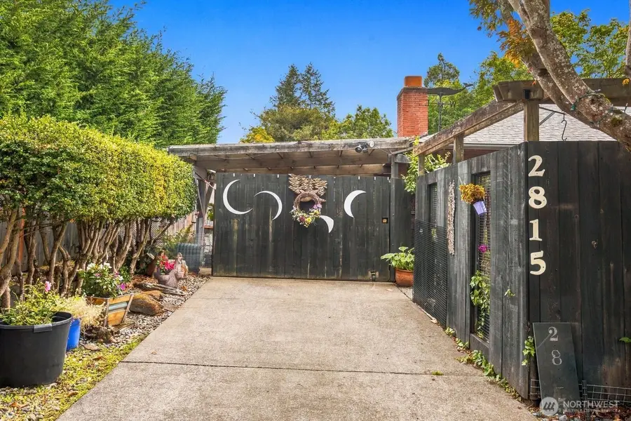 2815 SW 109th Street, Seattle, WA 98146 - #2