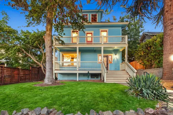 3426 12th Avenue W, Seattle, WA 98119