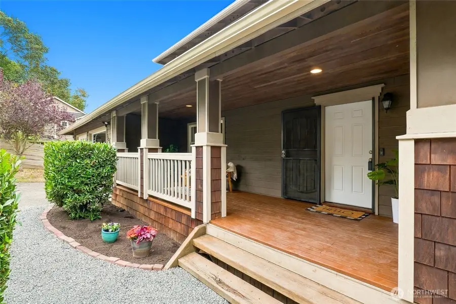 8201 1st Place Se, Lake Stevens, WA 98258 - #3