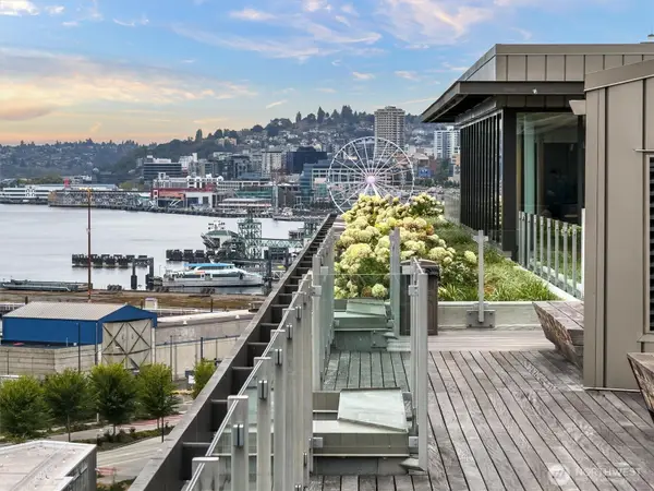 590 1st Avenue S #609, Seattle, WA 98104