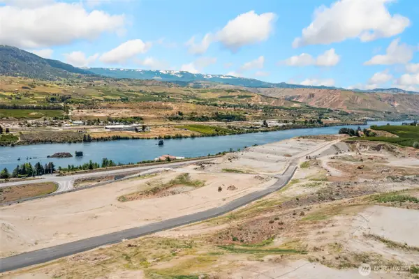 162 S Valiant Drive, East Wenatchee, WA 98802