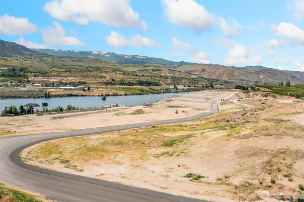 146 S Valiant Drive, East Wenatchee, WA 98802