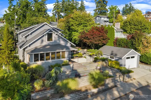 610 10th Avenue W, Kirkland, WA 98033