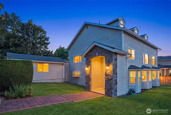 6605 SE 24th Street, Mercer Island, WA 98040