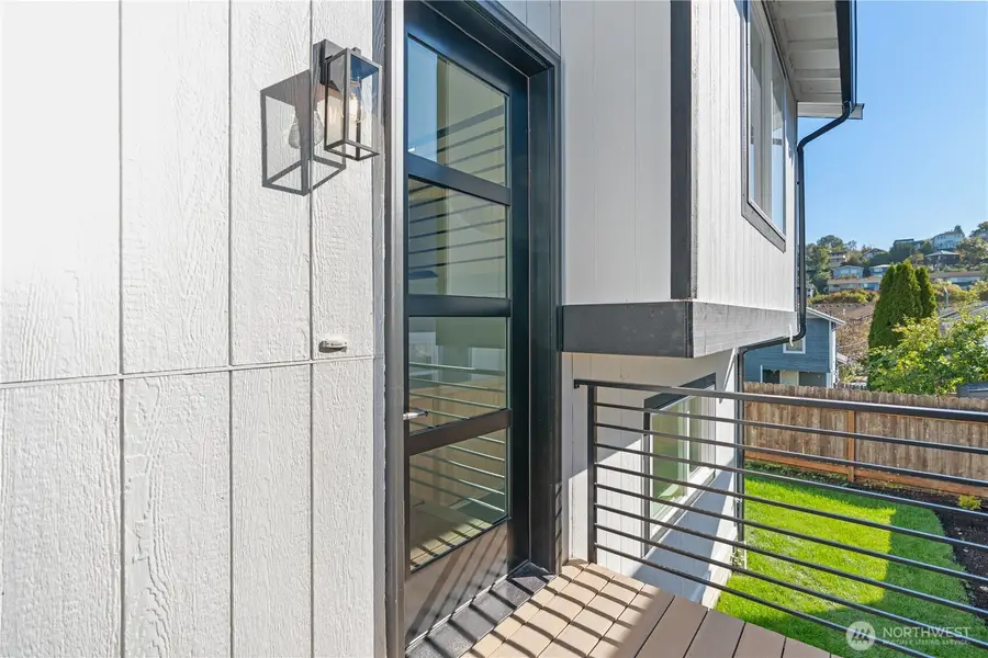 1718 25th Avenue S, Seattle, WA 98144 - #3