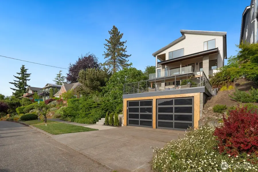 7602 44th Avenue Sw, Seattle, WA 98136 - #2