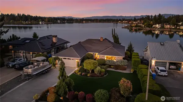 2803 200th Avenue E, Lake Tapps, WA 98391