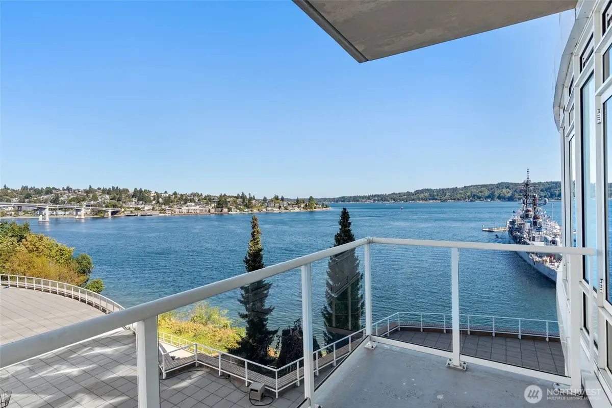 320 Washington Avenue #307, Bremerton, WA 98337 - #1