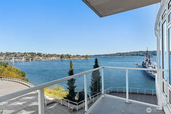 320 Washington Avenue #307, Bremerton, WA 98337