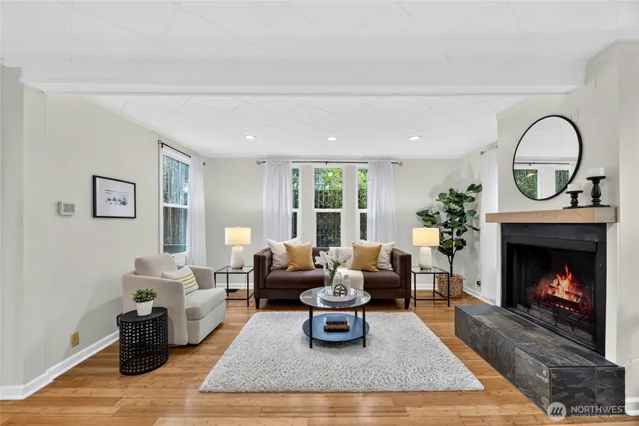 2732 NE 54th Street, Seattle, WA 98105 - #2