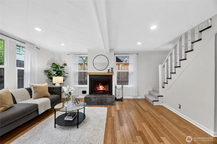 2732 NE 54th Street, Seattle, WA 98105 - #3