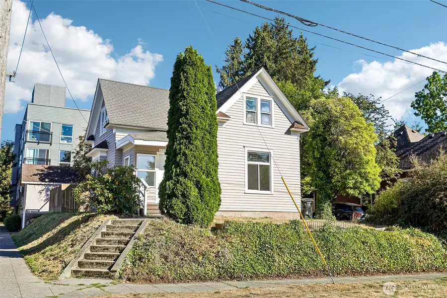 6558 16th Avenue Nw, Seattle, WA 98117 - #2