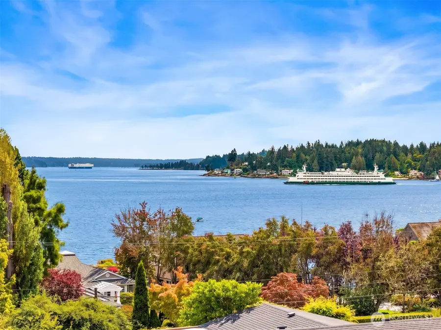 4397 Point White Drive Ne, Bainbridge Island, WA 98110 - #2