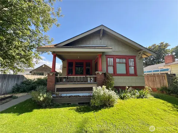 306 E Washington Avenue, Dayton, WA 99328