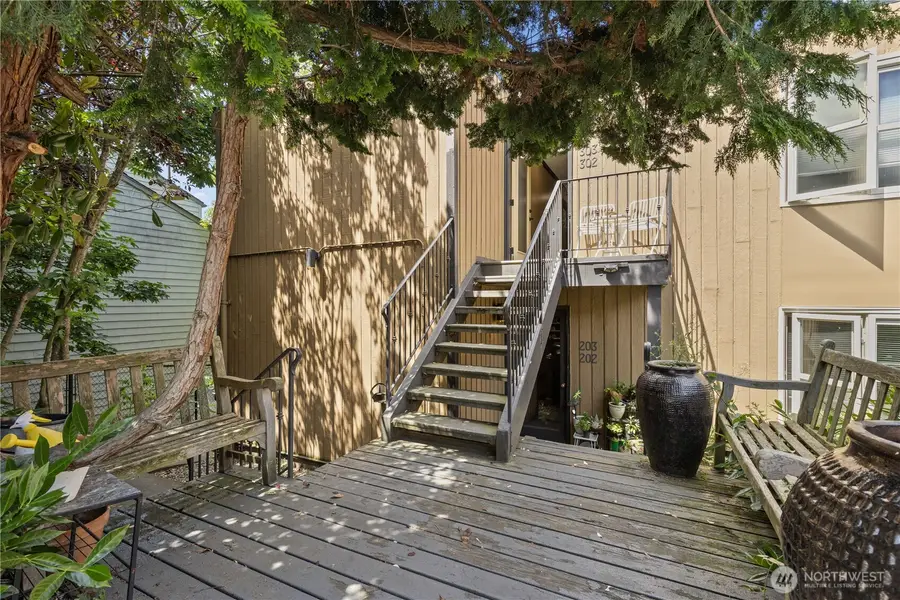 163 Etruria Street, Seattle, WA 98109 - #2