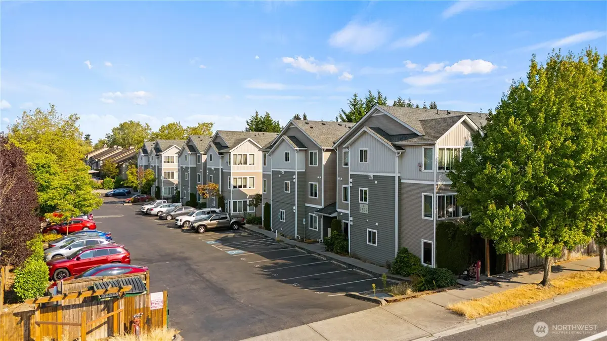 10790 16th Avenue Sw, Seattle, WA 98146 - #1