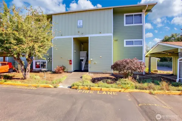 22240 24th Avenue S #36, Des Moines, WA 98198