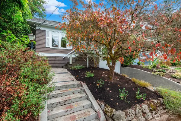 6238 28th Avenue Ne, Seattle, WA 98115