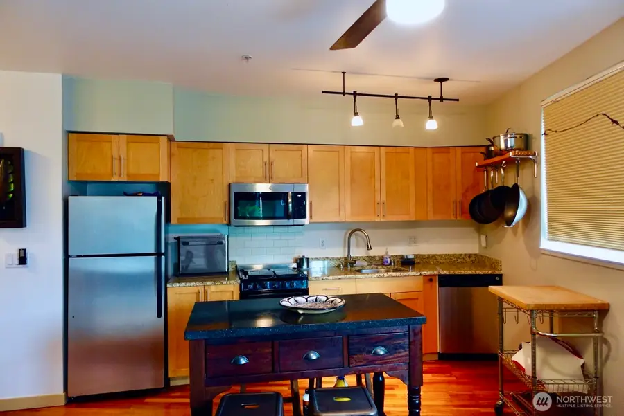 3333 Wallingford Avenue N #307, Seattle, WA 98103 - #2