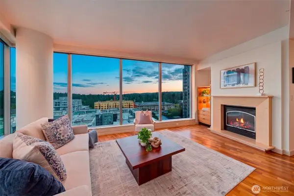 10650 NE 9th Place #1624, Bellevue, WA 98004