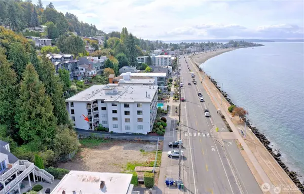 2104 Alki Avenue Sw #205, Seattle, WA 98116