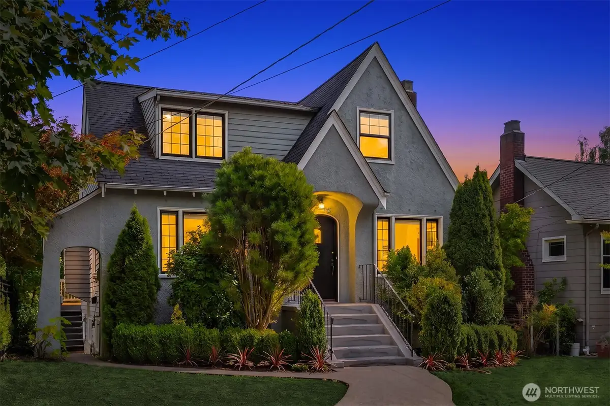 5208 36th Avenue Ne, Seattle, WA 98105 - #1