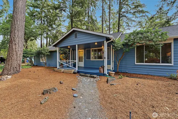 10903 Meadow Road Sw, Lakewood, WA 98499