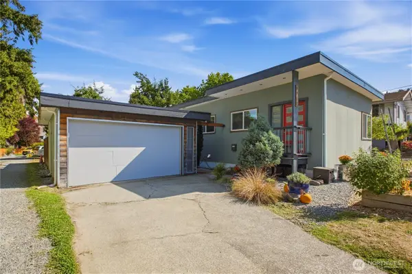 9712 57th Avenue S, Seattle, WA 98118