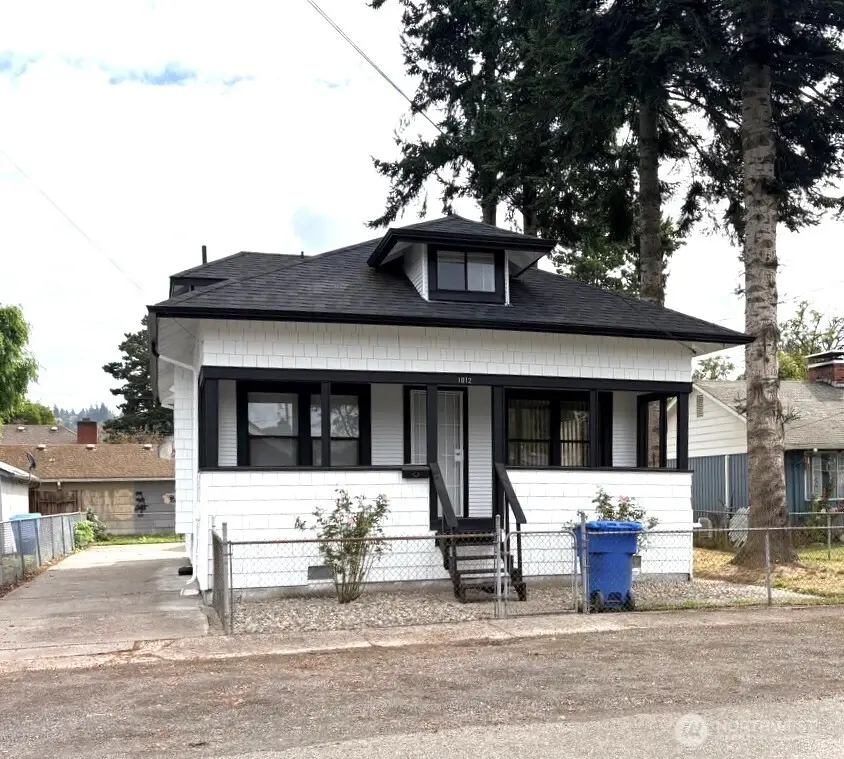 1012 S 6th Street, Kelso, WA 98626 - #1