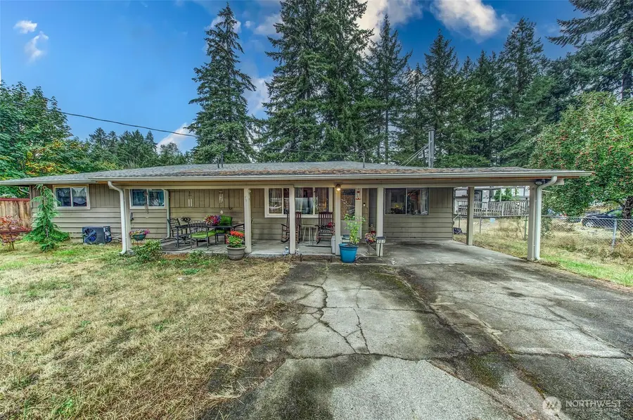 207 Seattle Street W, Rainier, WA 98576 - #2