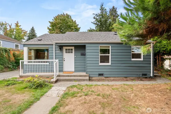12015 69th Avenue S, Seattle, WA 98178