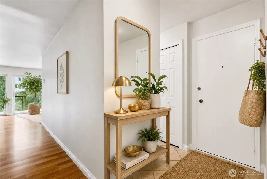 321 Bellevue Way Se #203, Bellevue, WA 98004 - #3