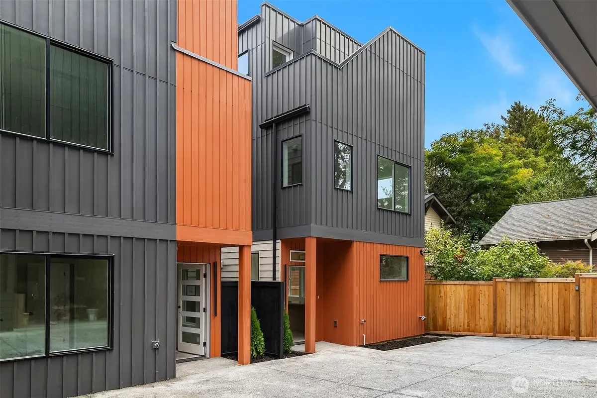 8544 Interlake Avenue N, Seattle, WA 98103 - #1