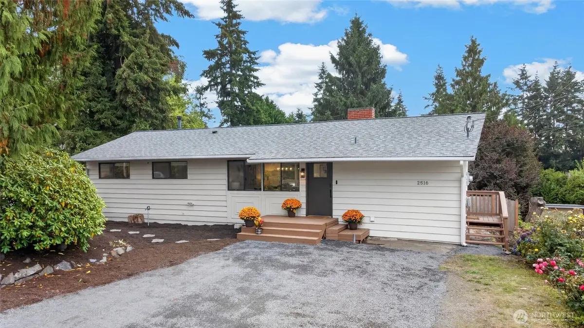 2516 202nd Place Sw, Lynnwood, WA 98036 - #1