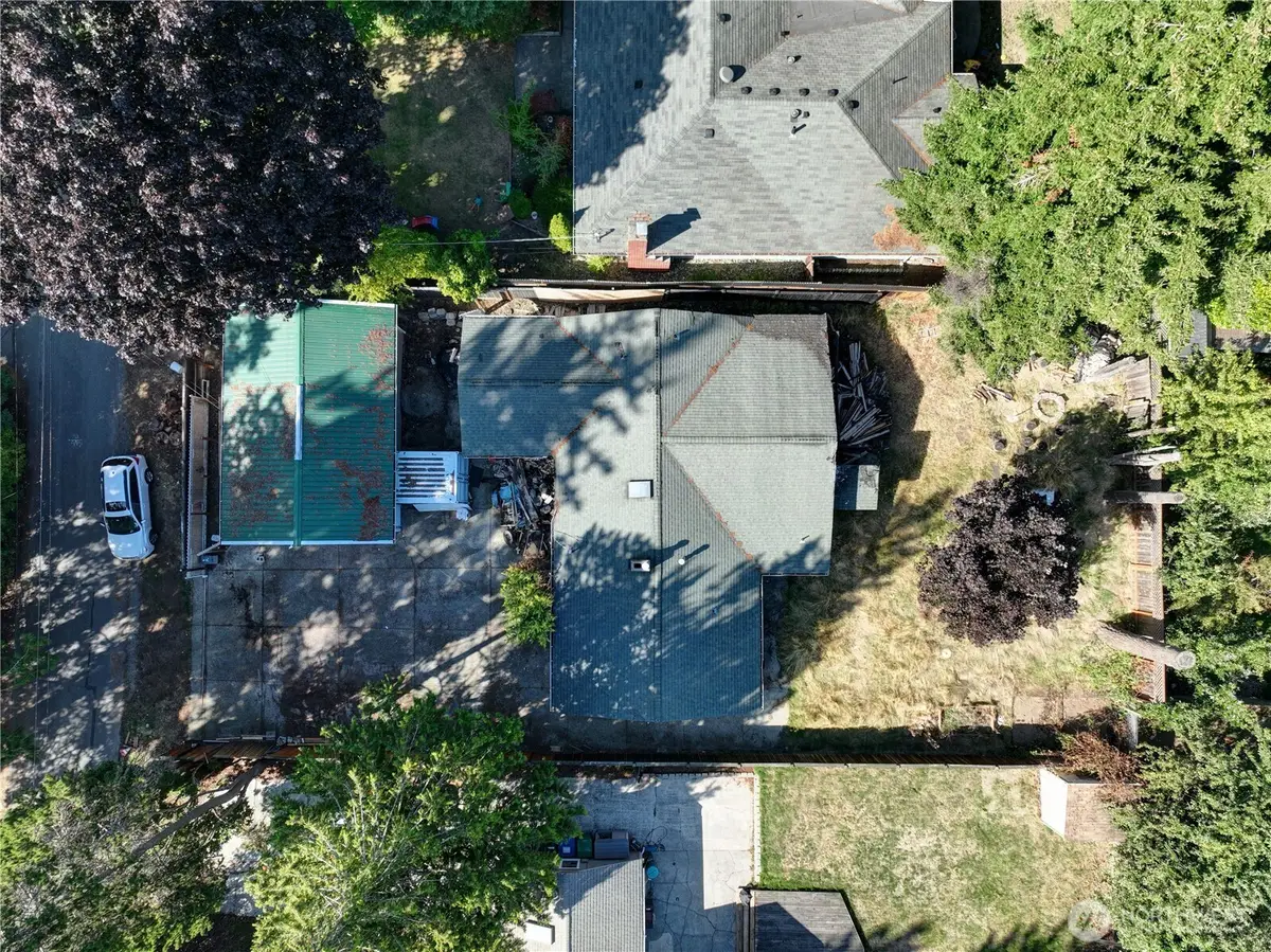 11024 Bartlett Avenue Ne, Seattle, WA 98125 - #1