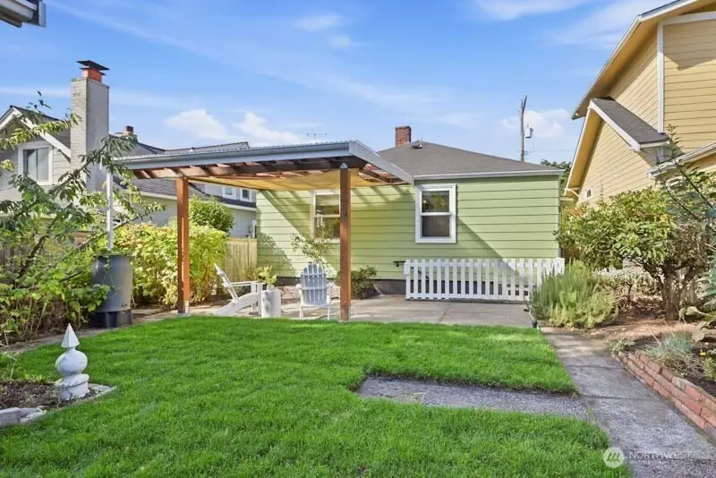 7548 28th Avenue Nw, Seattle, WA 98117 - #2