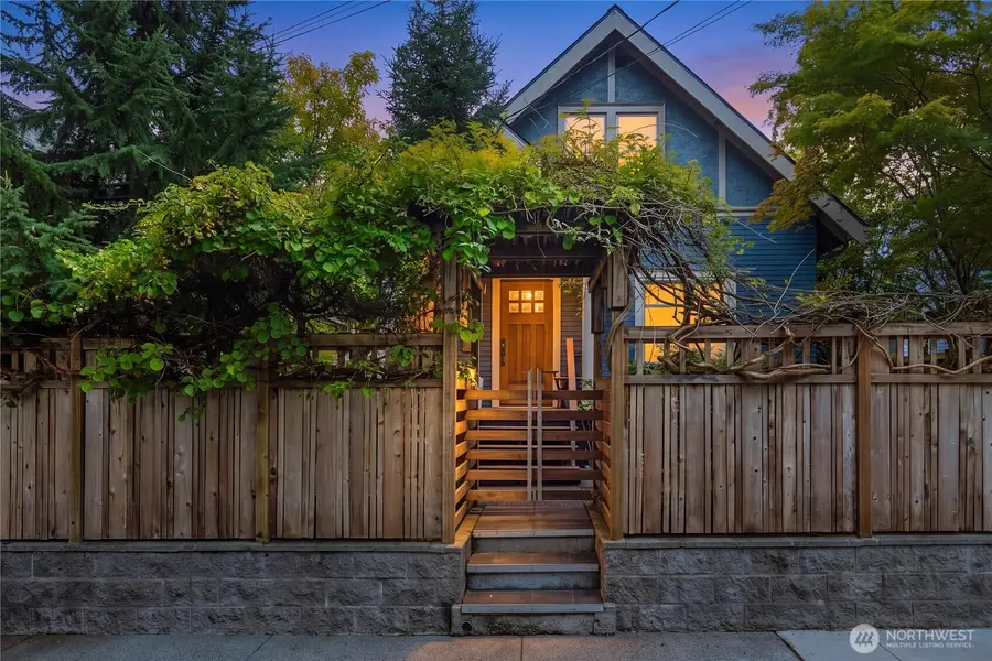 2211 E Olive Street, Seattle, WA 98122 - #2