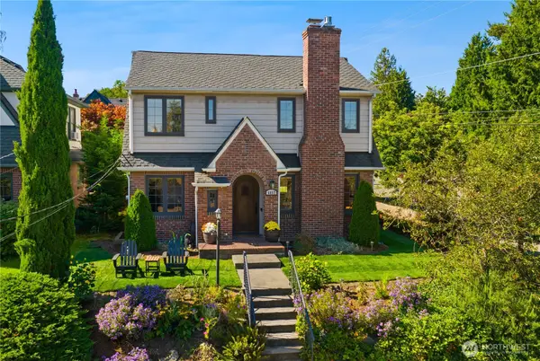 6857 32nd Avenue Ne, Seattle, WA 98115