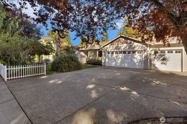 12007 35th Avenue Ne, Marysville, WA 98271