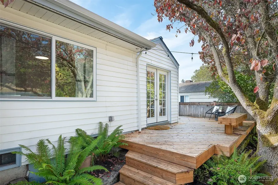 1218 NE 117th Street, Seattle, WA 98125 - #3