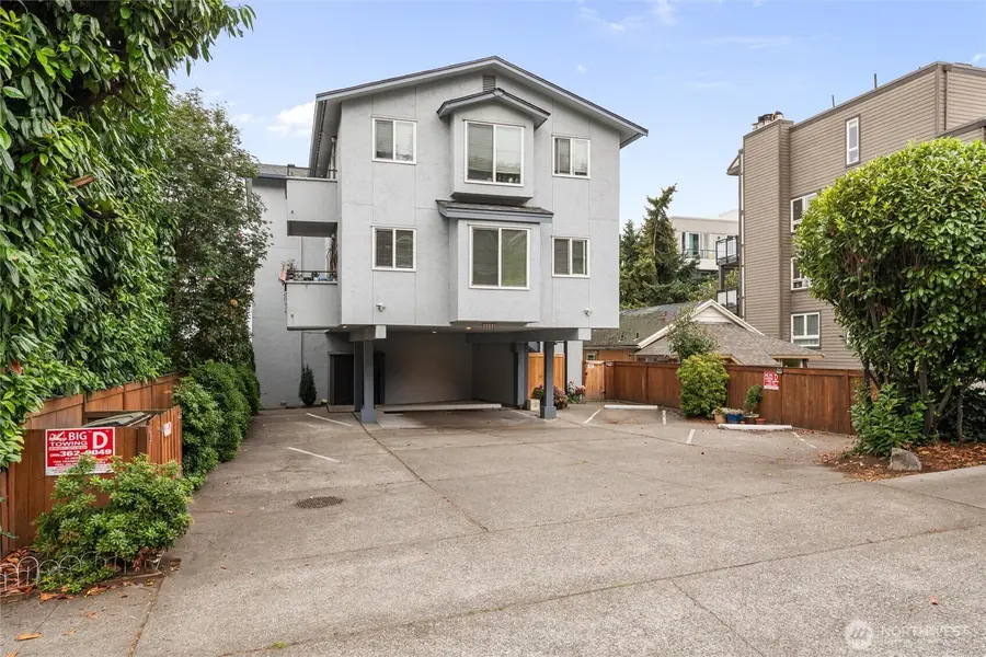 2215 14th Avenue W, Seattle, WA 98119 - #2