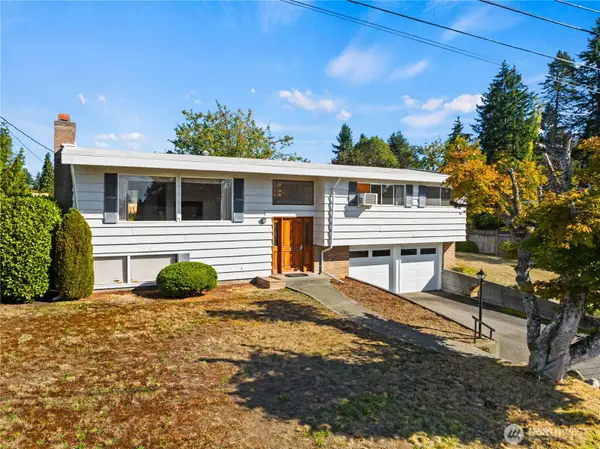 3537 Locust Avenue W, University Place, WA 98466