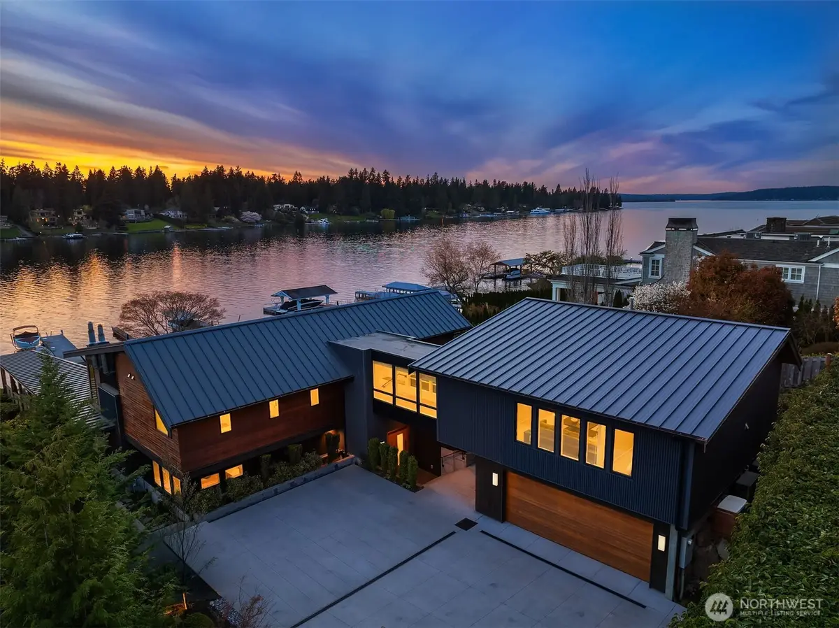 8804 NE 34th Street, Yarrow Point, WA 98004 - #1