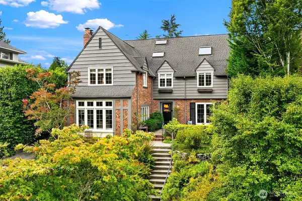 115 Dorffel Drive E, Seattle, WA 98112