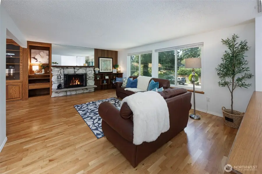 12822 NE 68th Street, Kirkland, WA 98033 - #2