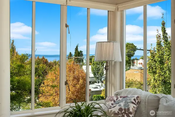 522 Dayton Street, Edmonds, WA 98020