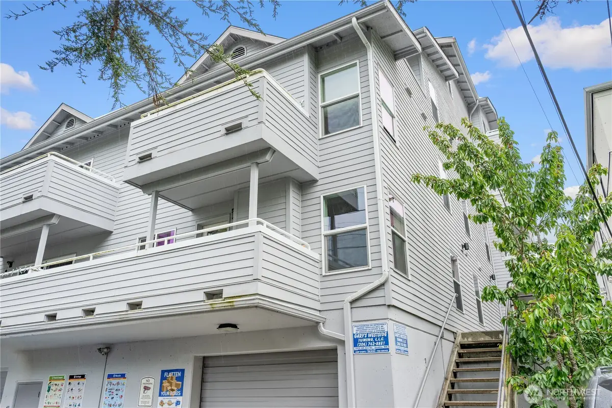 3435 California Avenue Sw #103, Seattle, WA 98116 - #1