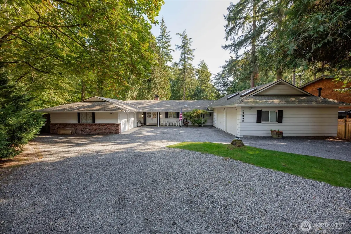 12832 Holiday Drive Ne, Kirkland, WA 98034 - #1