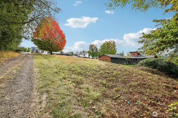 295 N 20th Place #1, Ridgefield, WA 98642
